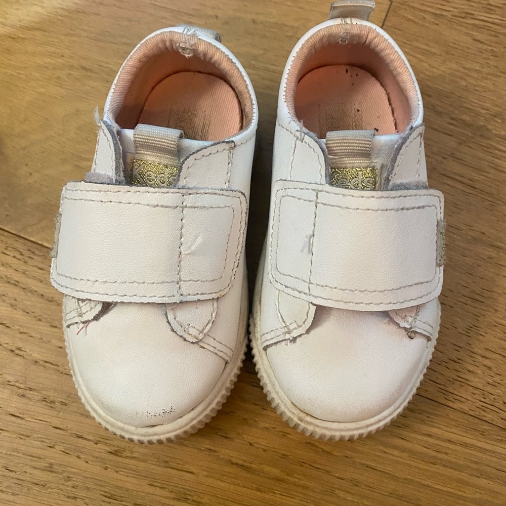 Keds toddler white Velcro leather sneakers size toddler 6